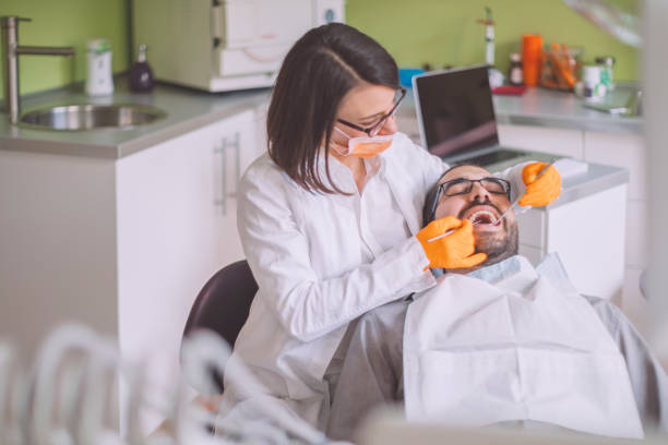 Best Emergency Tooth Extraction in Wolverine Lake, MI